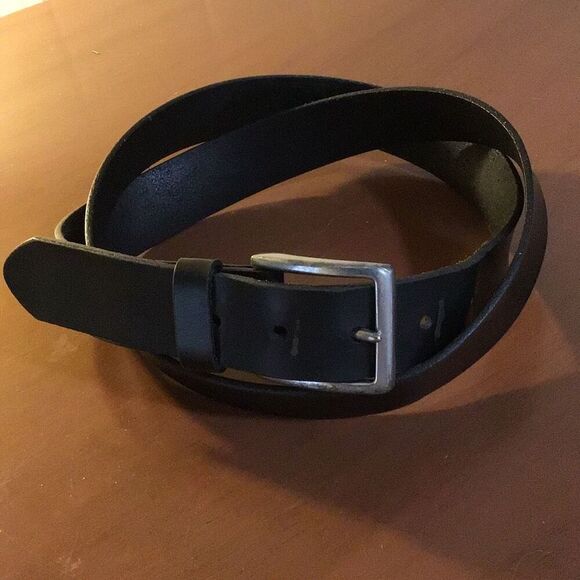 Mens Eddie Bauer Belt, Black Leather, 46 - Picture 2 of 7